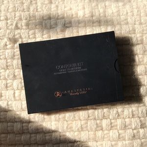 Anastasia Beverly Hills Contour Kit